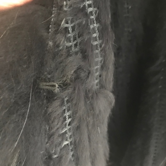 Fur Vest Rabbit - Picture 3 of 4